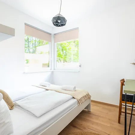 B72 Apartment *